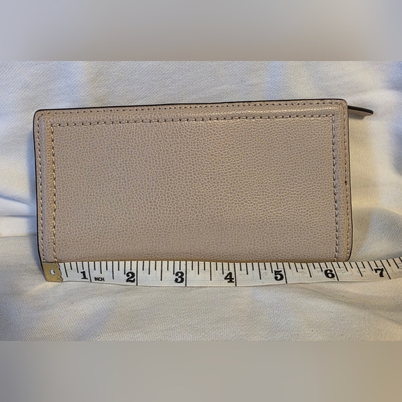 Kate Spade Light Tan Medium Wallet - Picture 5 of 6
